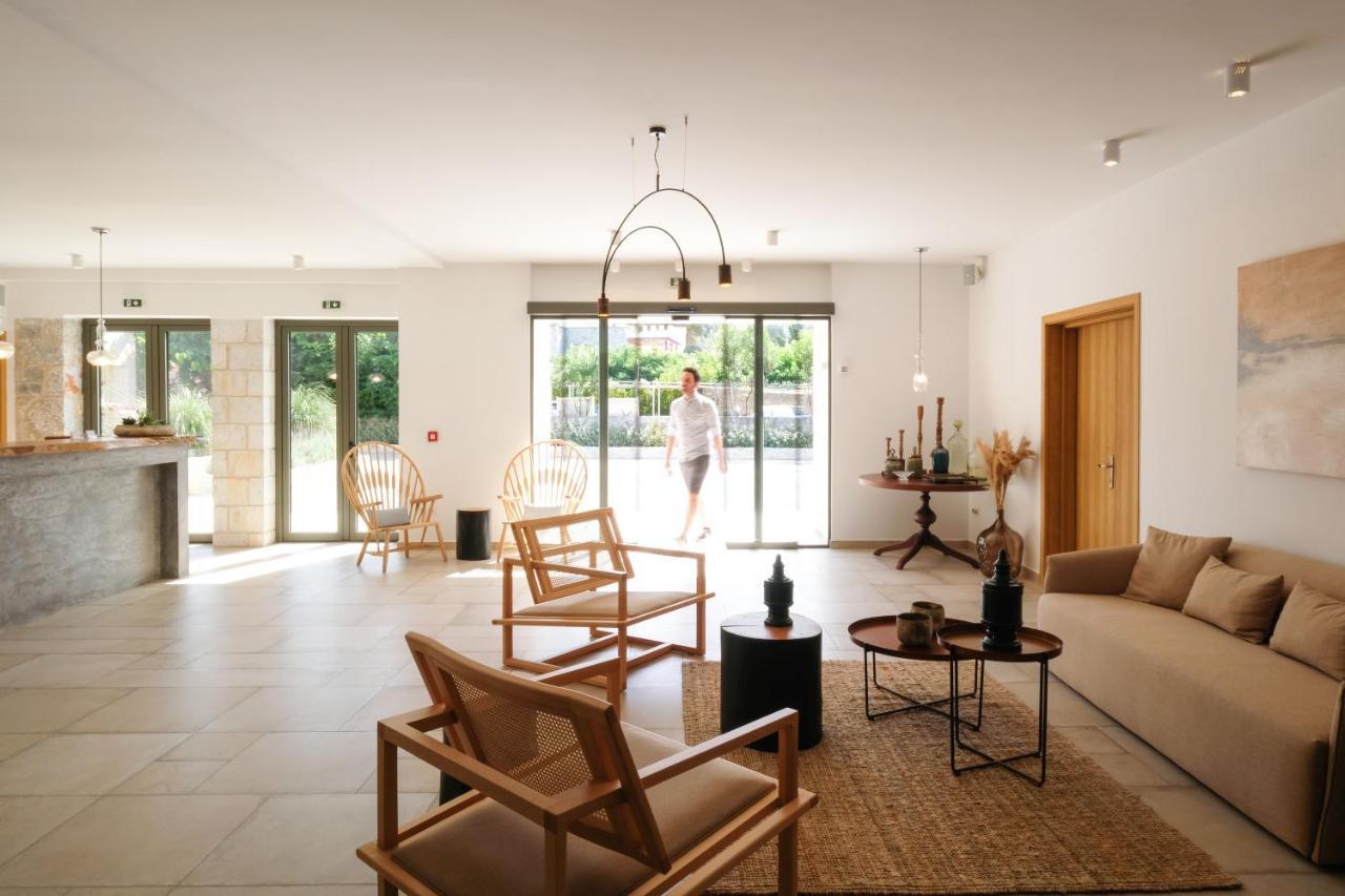 Margo Beach Hotel 伊西翁 外观 照片