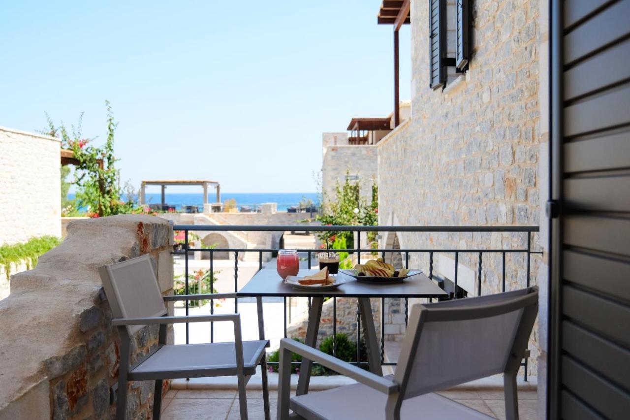 Margo Beach Hotel 伊西翁 外观 照片